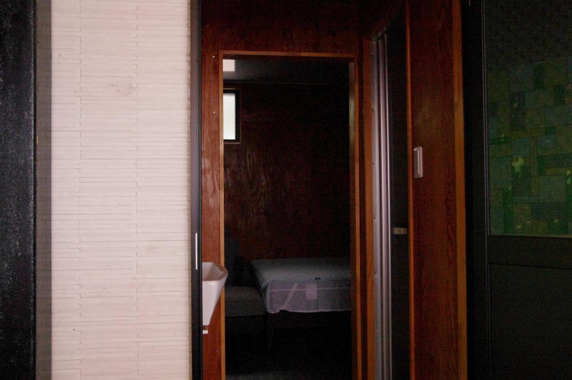 Hotel 千代丸コンテナハウス Uwajima Exterior foto
